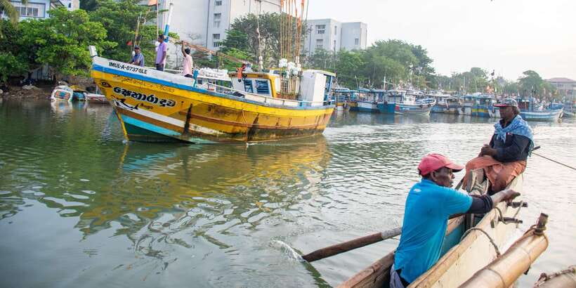Negombo: Catamaran Sailing with Traditional Fishermen - Who should book this sailing trip?