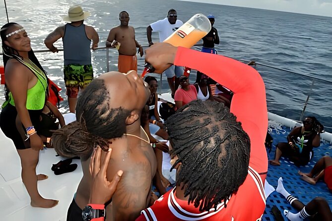Negril Catamaran: Adults Sunset Party with Drinks & DJ - Rick’s Cafe and the famous Negril sunset