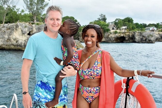 Negril Catamaran Morning Sail with Snorkeling & Pirate’s Cave - Practical tips before you go