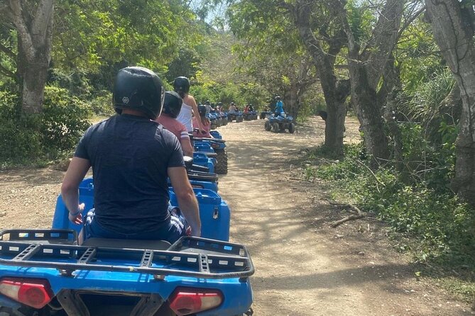 Negril Private Day Tour: ATV Ride, Party Catamaran & Ricks Cafe - Rick’s Cafe: cliff jumps and sunset time
