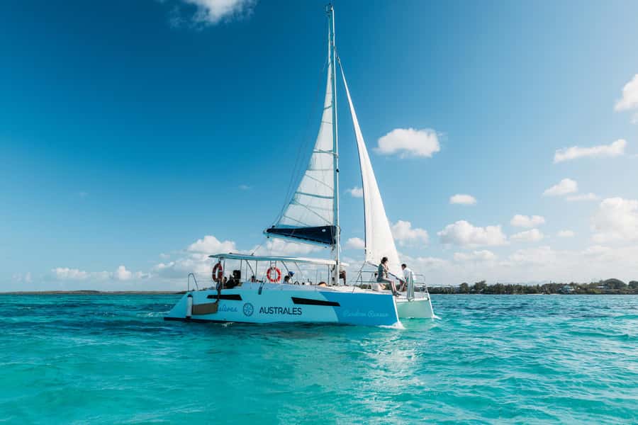 North East of Mauritius: Catamaran Cruise w/ BBQ Lunch - Bernaches Island from 1:00 to 2:30 pm
