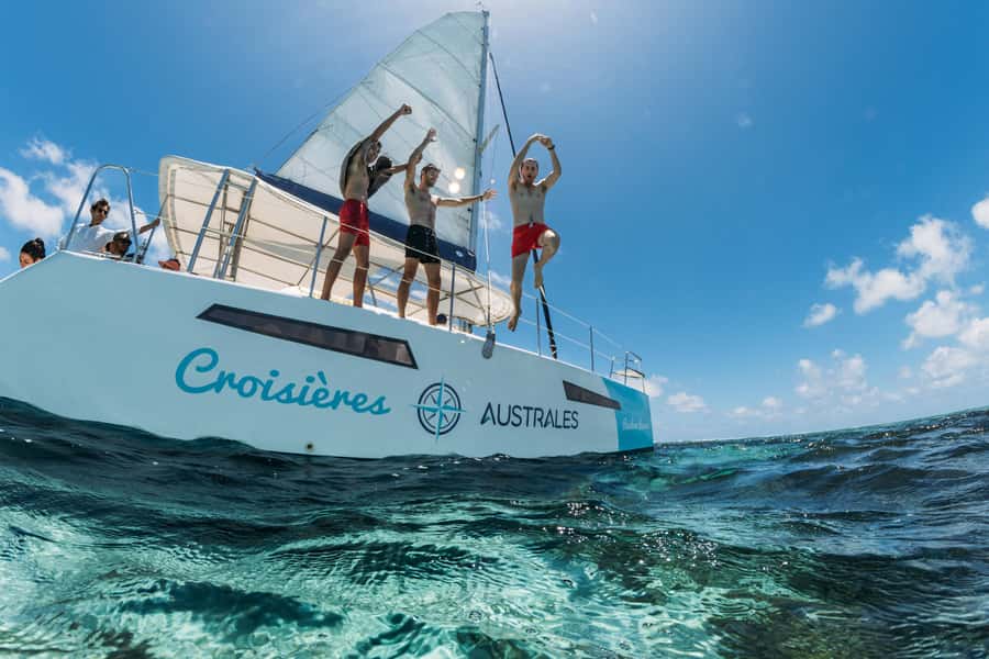 North East of Mauritius: Catamaran Cruise w/ BBQ Lunch - The return sail and changing sea conditions