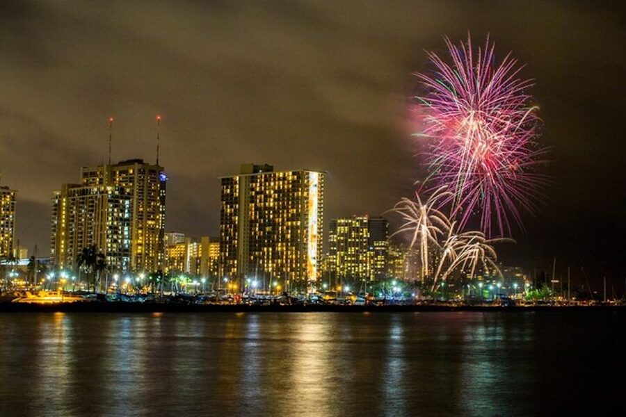 Oahu: Waikiki Friday Night Fireworks Catamaran (Wahine Koa) - Watching Waikiki’s Friday fireworks at sea