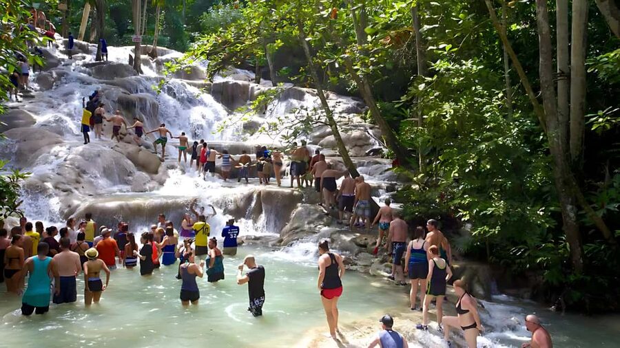 Ocho Rios Catamaran: Dunn's River, Snorkeling & Open Bar - From Mahogany Beach onto the Caribbean