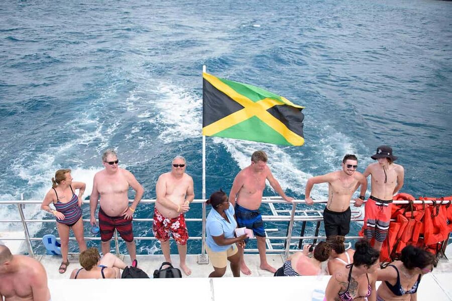 Ocho Rios Catamaran: Dunn's River, Snorkeling & Open Bar - Snorkeling at the reef stop