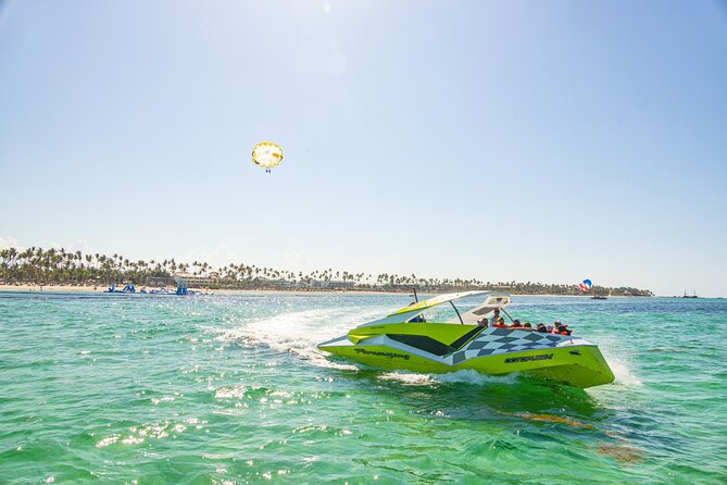 PACKAGE DEAL Catamaran- Snorkeling - Hooka Diving - Parasailing - Staff, timing, and organization
