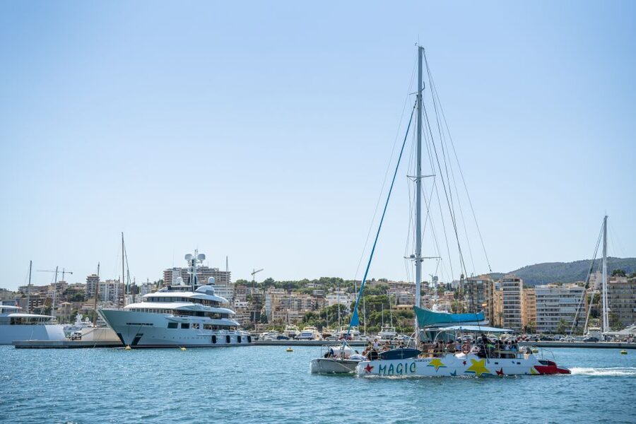 Palma de Mallorca: 5-Hour Catamaran Cruise with Lunch & Swim - The barbecue is more than a token lunch