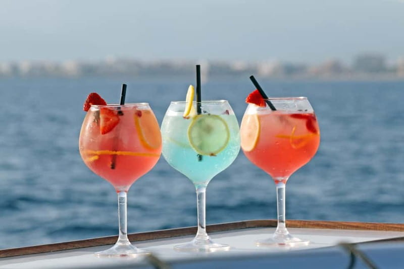 Palma de Mallorca: Deluxe Catamaran Sailing Tour with Meal - Key points to know before booking