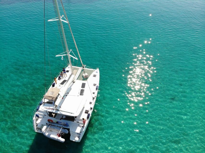 Paros: Private Catamaran Cruise with Lunch, Drinks & SUP - Why the crew matters on a private cruise