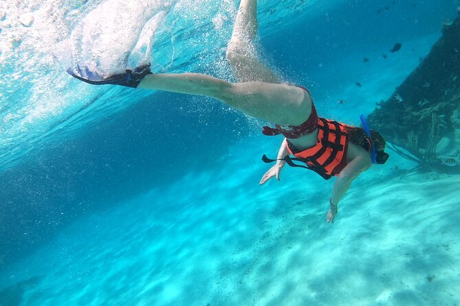 Party at Sea Private Catamaran Tour with Music and Drinks - Starting at Playa Tortugas at 9:00 a.m.