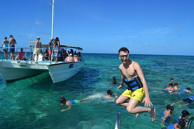 Party boat in Catamaran with Open Bar Only Adults + Snorkeling - Cruising the Bavaro coast with music and drinks