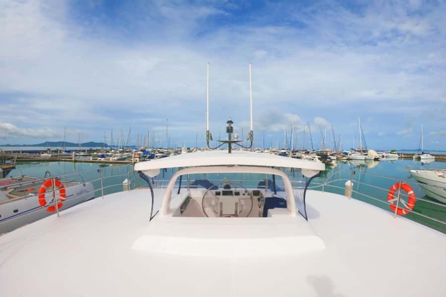 Pattaya: 3 Islands Catamaran Tour with Buffet Lunch - The catamaran is the reason to pay more