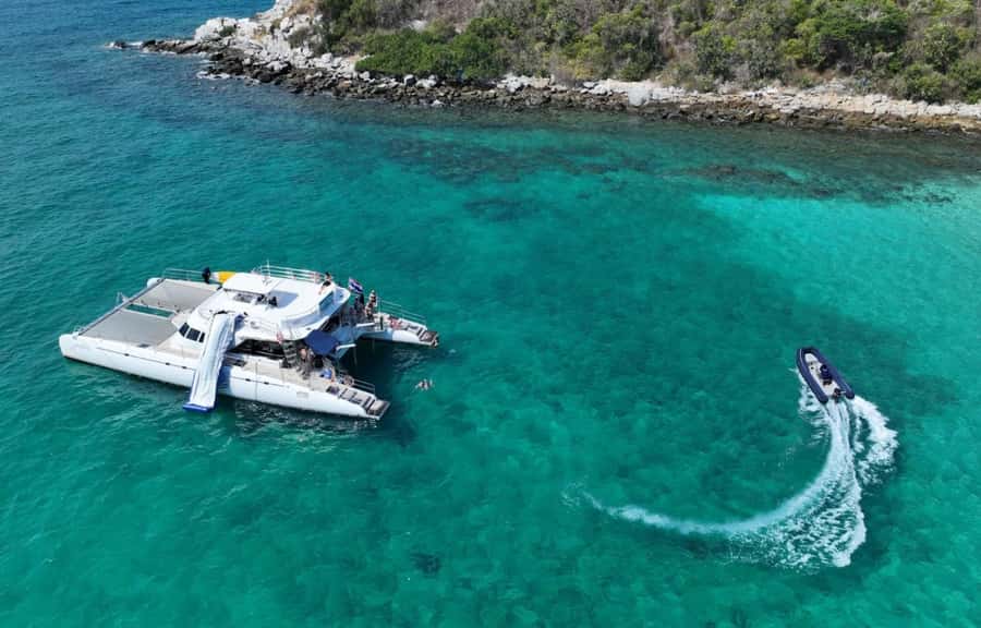 Pattaya: 3 Islands Day Tour on Catamaran with Buffet Lunch - What the catamaran adds to the day