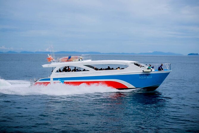 Phi Phi - Khai/Bamboo Islands Tour with Lunch by Speed Catamaran - Phi Phi Leh and the approach to Maya Bay