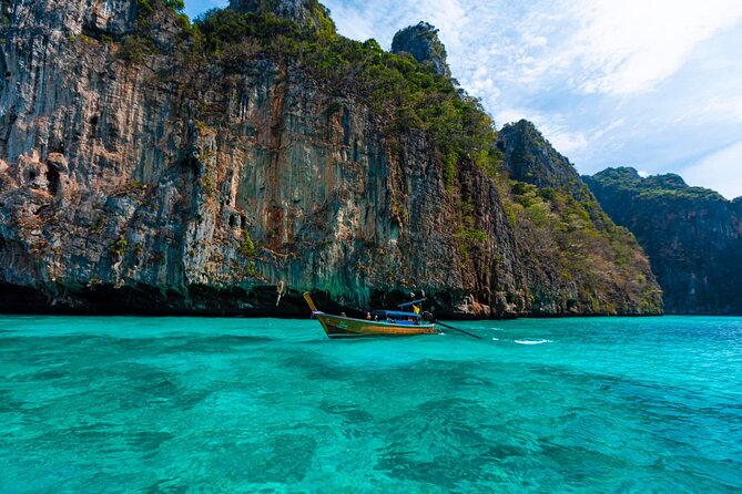 Phi Phi - Khai/Bamboo Islands Tour with Lunch by Speed Catamaran - The early start from Patong, Kata, Karon, or Phuket Town
