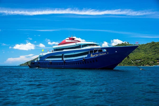 Phi Phi Maya and Maithon by Indigo Luxury Catamaran in Phuket - Maya Bay and its seasonal closure