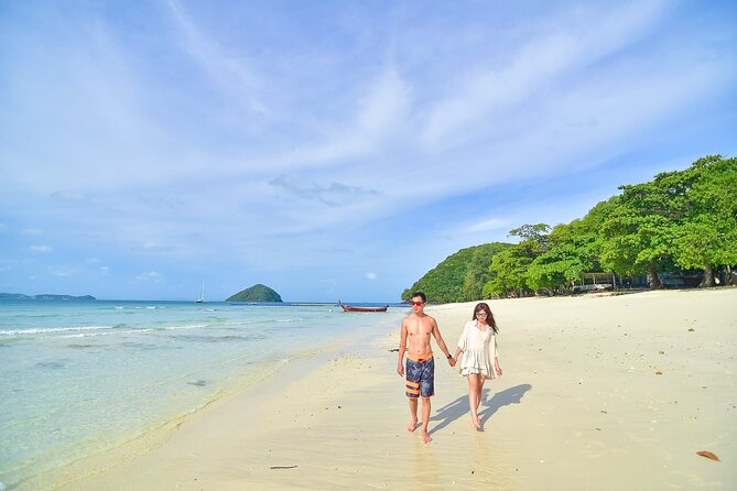 Phuket Catamaran Snorkel & Sunset: Coral & Racha - Lunch on the catamaran at 12:20 pm