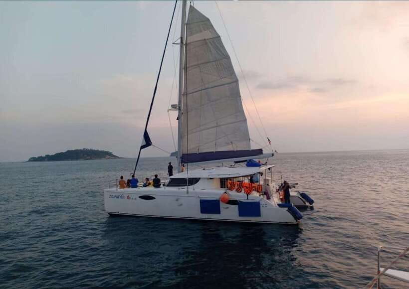 Phuket: Coral Island Catamaran Cruise with Sunset Dinner - What this Coral Island cruise is really like