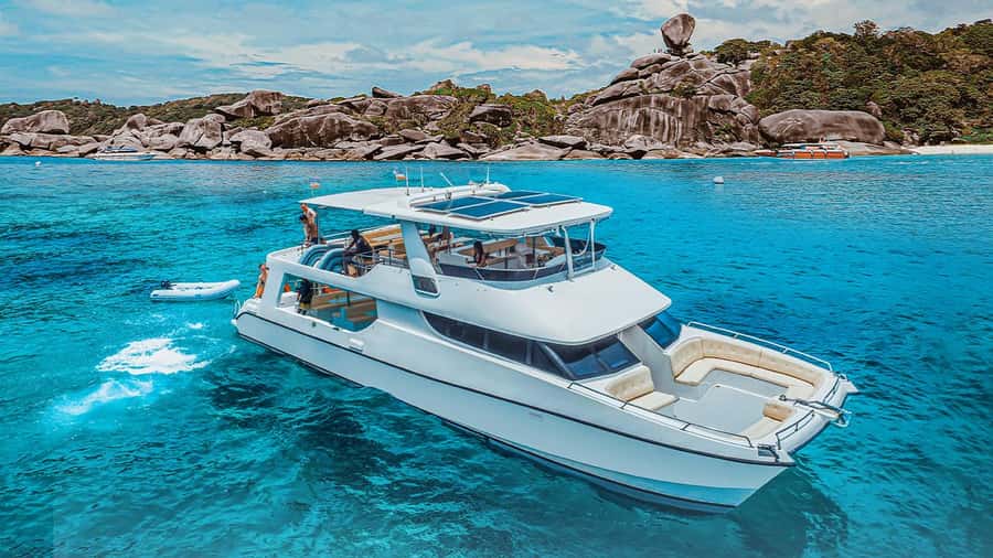 Phuket/Khao Lak: Similan Islands Luxury Catamaran Experience - Island 8 gives you more than a quick beach stop