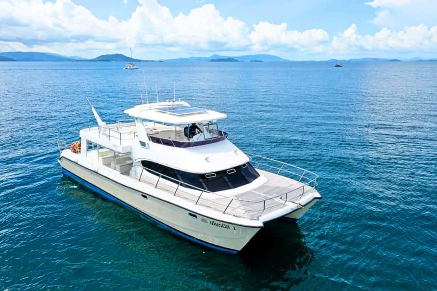 Phuket/Khao Lak: Similan Islands Luxury Catamaran Experience - Lunch, snorkeling, and the rhythm of the afternoon