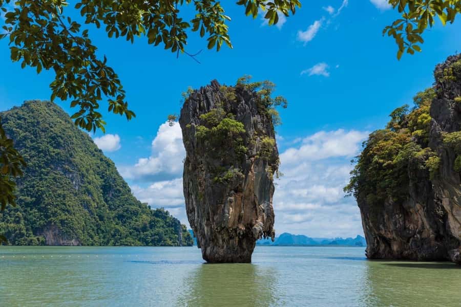 Phuket : Phang Nga Bay James Bond Islands By Speed Catamaran - James Bond Island and the famous limestone pillar