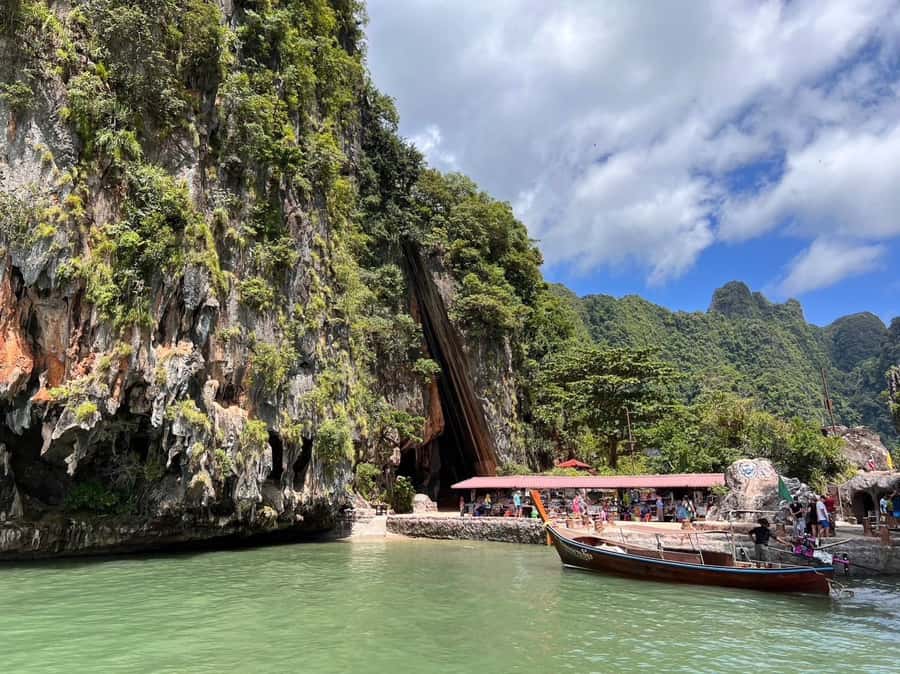 Phuket : Phang Nga Bay James Bond Islands By Speed Catamaran - Panyee Island and the buffet lunch