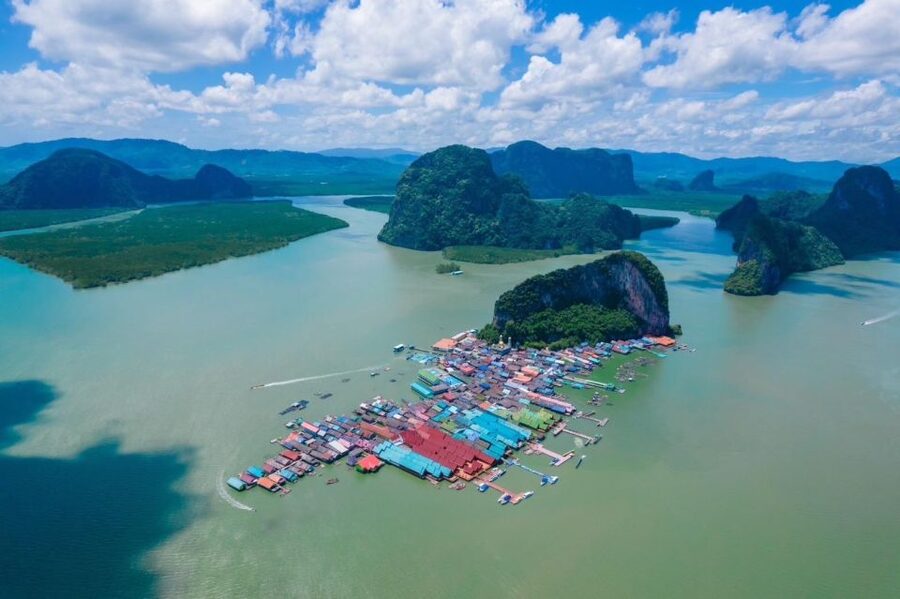 Phuket : Phang Nga Bay James Bond Islands By Speed Catamaran - Cave walking in a limestone setting