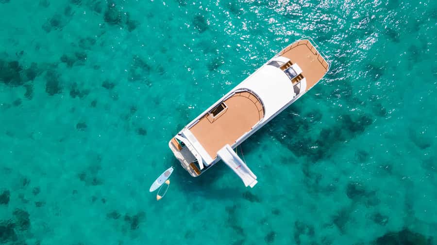Phuket: Phi Phi, Bamboo & Maithon by Premium Speed Catamaran - Phi Phi Don: buffet lunch and a short taste of island life