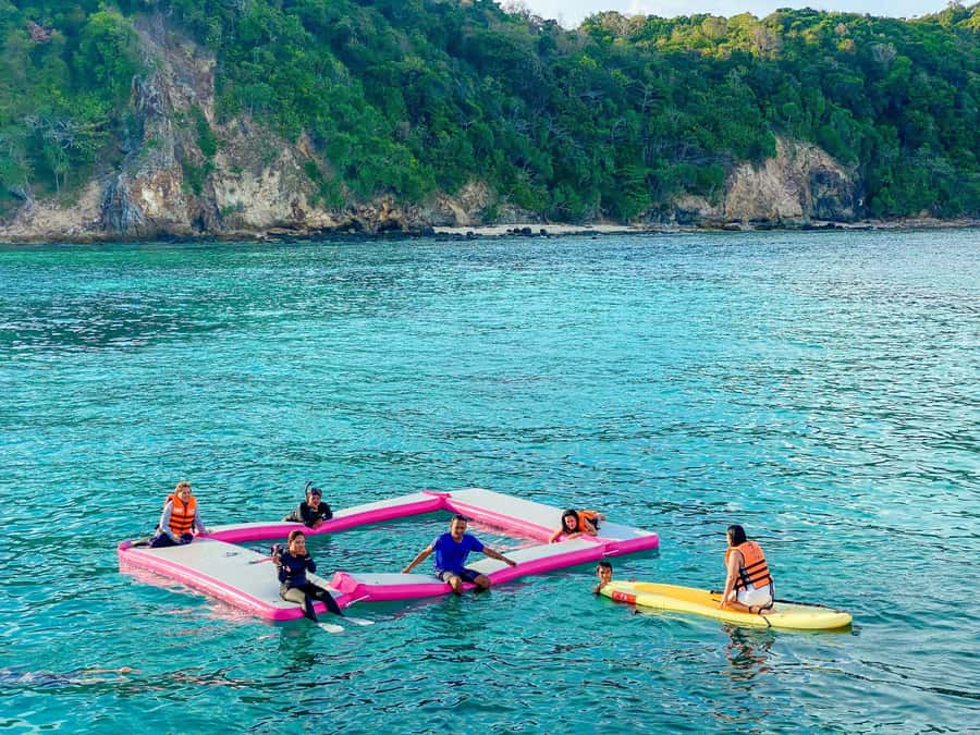 Phuket: Phi Phi Khai or Maiton Island by Speedboat/Catamaran - Phi Phi Don lunch and the main island stop