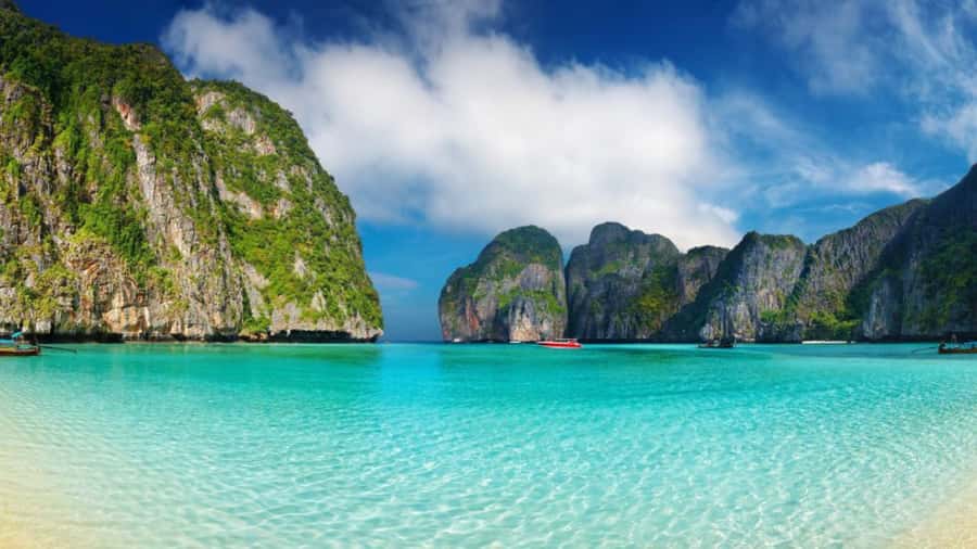Phuket: Phi Phi Khai or Maiton Island by Speedboat/Catamaran - The Phuket pickup and pier routine