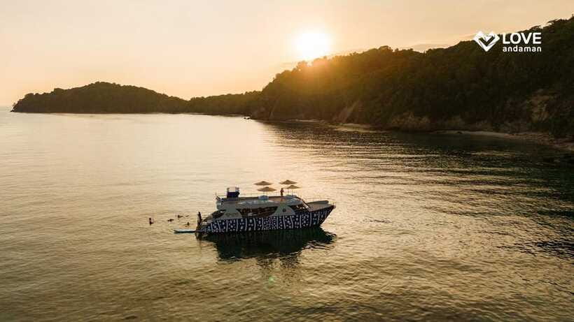 Phuket: Phi Phi Maiton Island Sunset Premium Catamaran Tour - Who should book this catamaran tour?