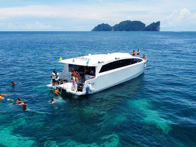 Phuket: Phi Phi, Maya and Khai Or Bamboo Island by Catamaran - Pileh Lagoon and the long-tail boat ride