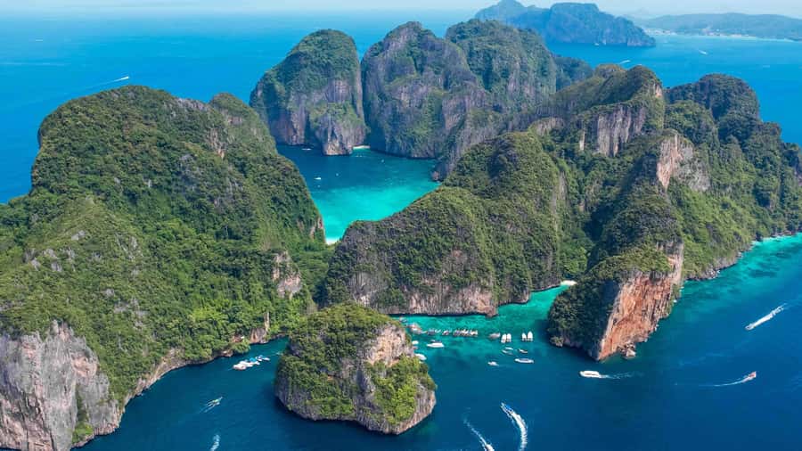 Phuket: Phi Phi, Maya & Bamboo By Premium Speed Catamaran - Bamboo Island for sand and water