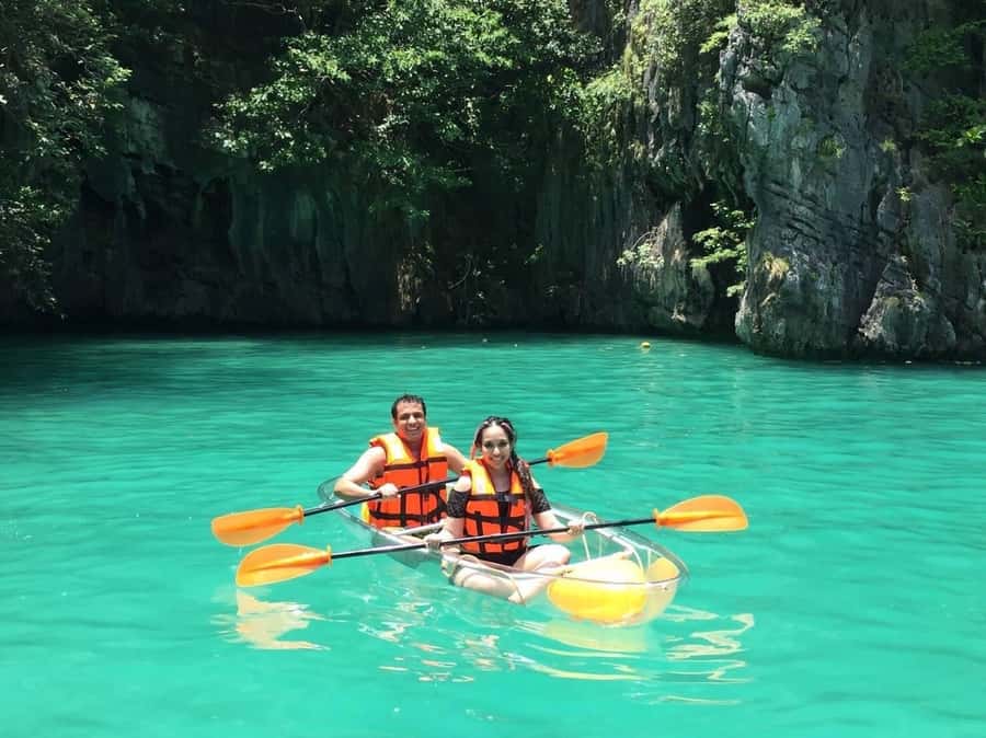 Phuket: Phi Phi Maya Bamboo Island By Speed Catamaran - Phi Phi Don brings a proper lunch break