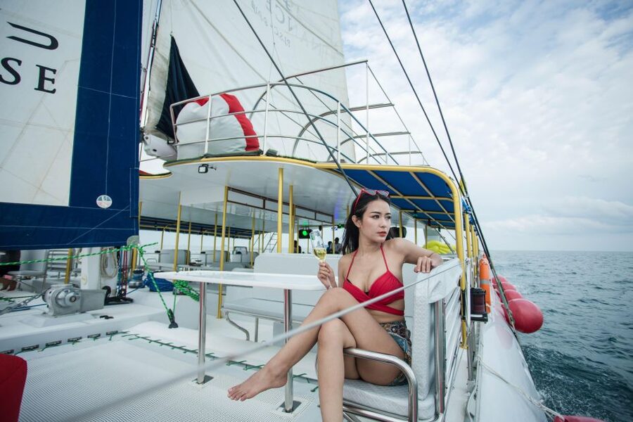 Phuket: Racha and Coral Island Catamaran Tour with Lunch - Should you book the Racha and Coral Island catamaran tour?