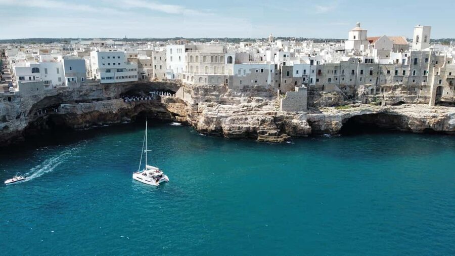 Polignano a Mare: Catamaran Tour with Aperitif & Local Food - Cala Corvino is the heart of the outing