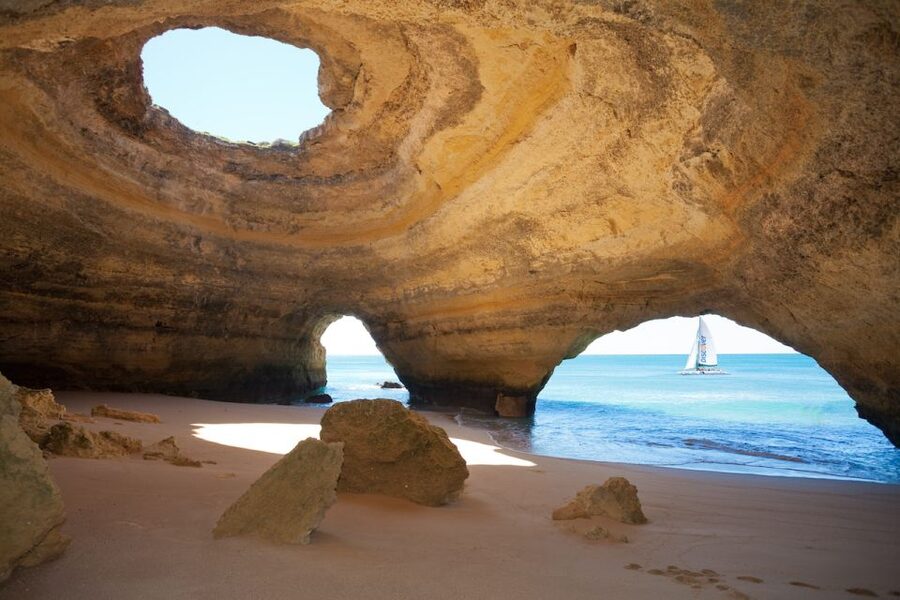 Portimao: Benagil Caves & Coastline Cruise - Reading the Algarve coast from the sea