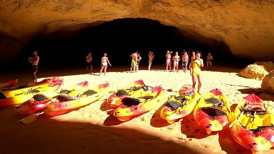 Portimão: Private Benagil Caves Catamaran and Kayak Tour - Booking flexibility and staff support