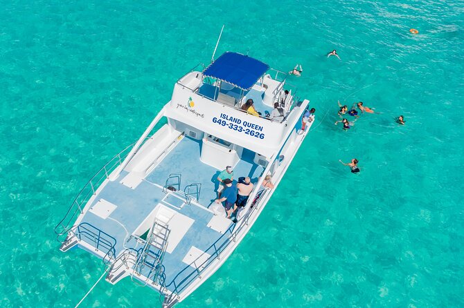 Private 4-Hour Catamaran Tour from Providenciales in Turks and Caicos - A four-hour private boat day from Grace Bay