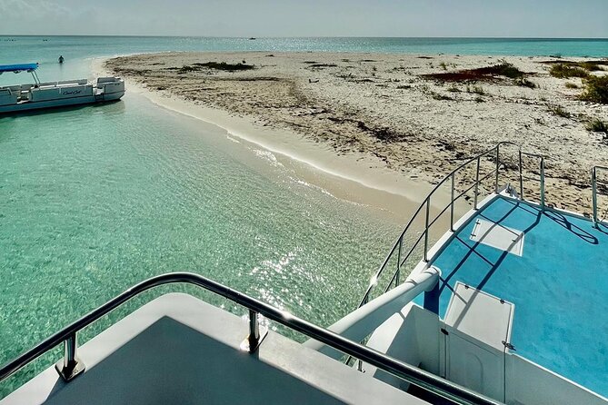 Private 7-Hour Catamaran Tour in Turks and Caicos - Timing, weather, and what to confirm