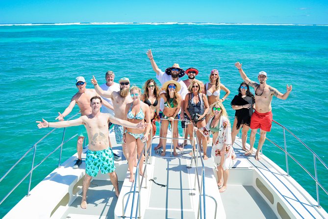 Private Catamaran Booze Cruise & Snorkeling - Starting at Bávaro Beach