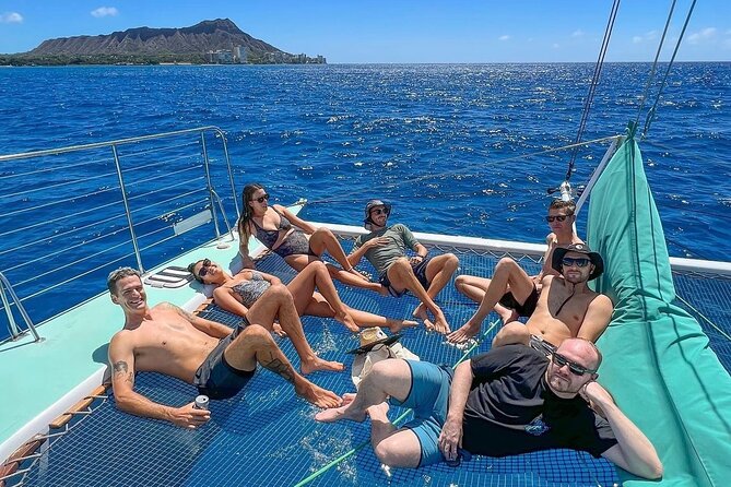 Private Catamaran Charter in Waikiki (1-6 Guests) - What the $900 group price really means
