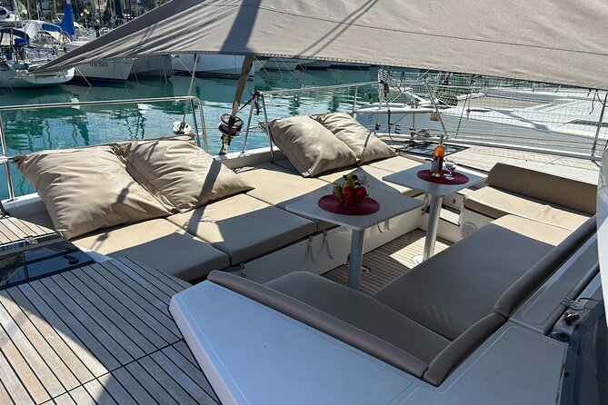 Private catamaran cruise, Lérins Islands, Antibes , Cannes - How the hosts shape the experience
