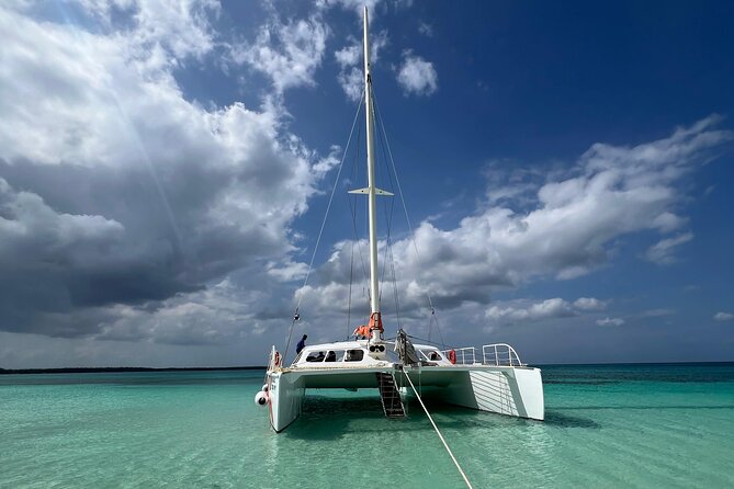Private Catamaran Cruise to Bahia de las Aguilas - What This Three-Hour Catamaran Cruise Is Really Like