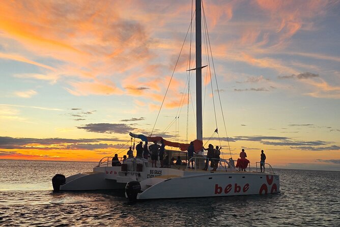 Private Catamaran Cruise to Bahia de las Aguilas - Bahia de las Aguilas and the Floating Bar