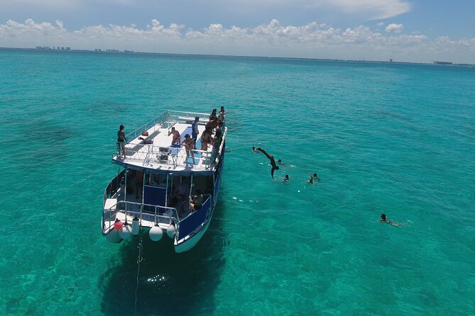 Private Catamaran for Weddings Bachelor Parties and Bridal Showers - Handling the booking with care