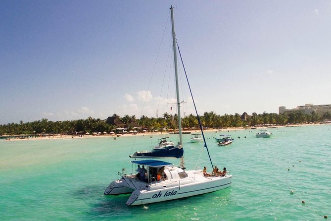 Private Catamaran from Cancun to Isla Mujeres | For up to 25 ppl - Price, food, and the real value