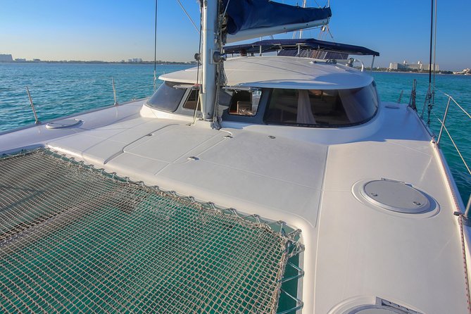 Private Catamaran from Cancun to Isla Mujeres | For up to 30 pepl - One hour at Playa Norte