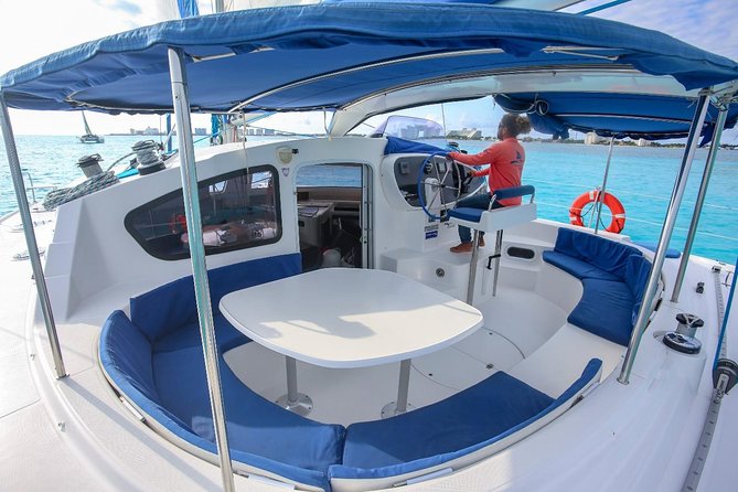 Private Catamaran from Cancun to Isla Mujeres | For up to 30 pp - Is the 4.5 rating deserved?