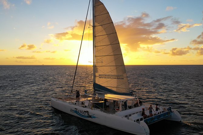 Private Catamaran Sunset Cruise from St Lucia for Up to 15 Guests - The famous green flash